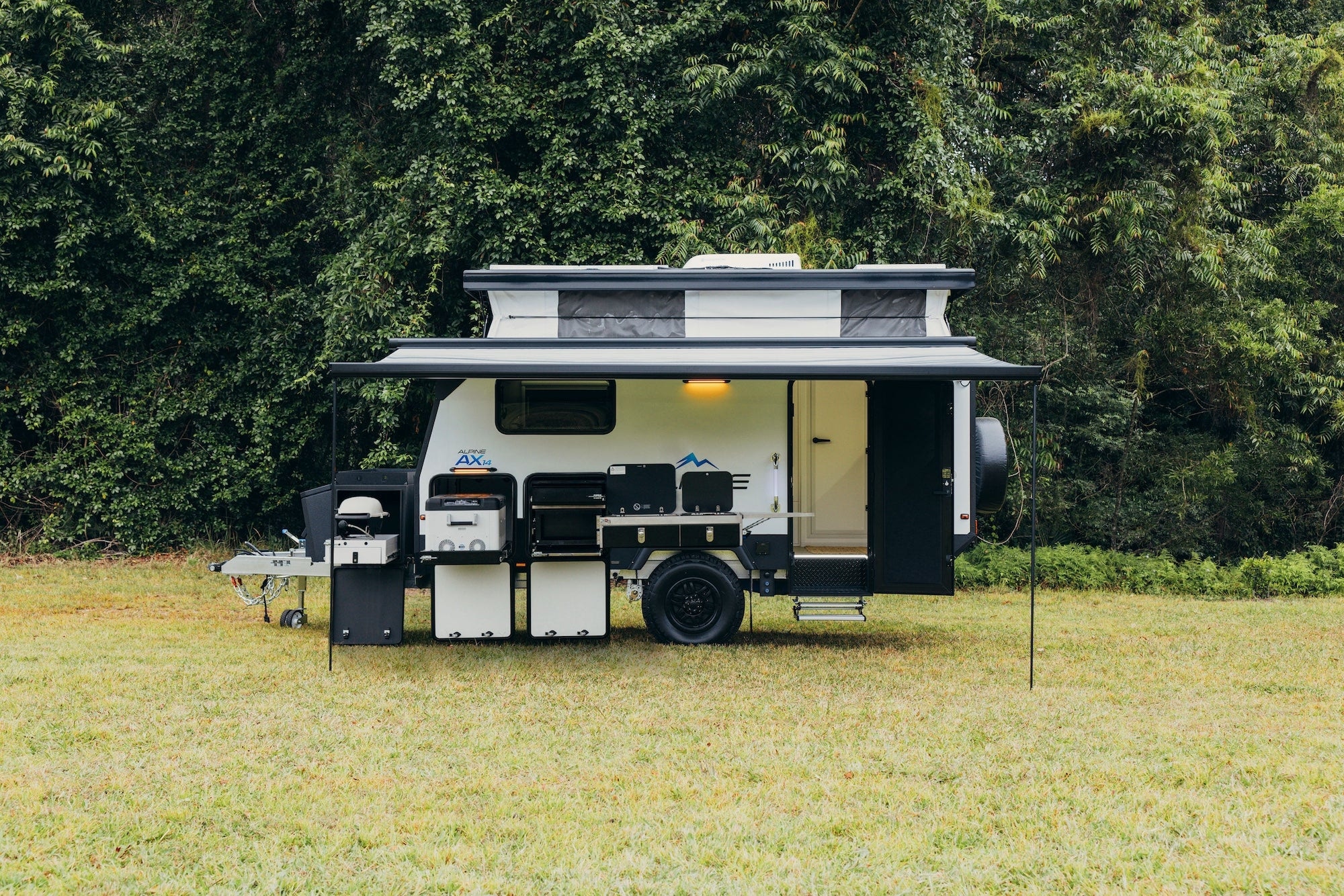 Alpine Campers 14 photo 4 of 10