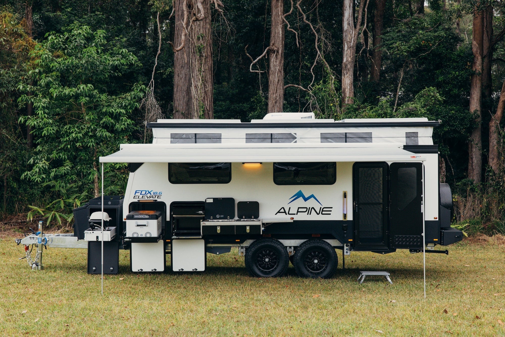 Alpine Campers 18.6 Elevate