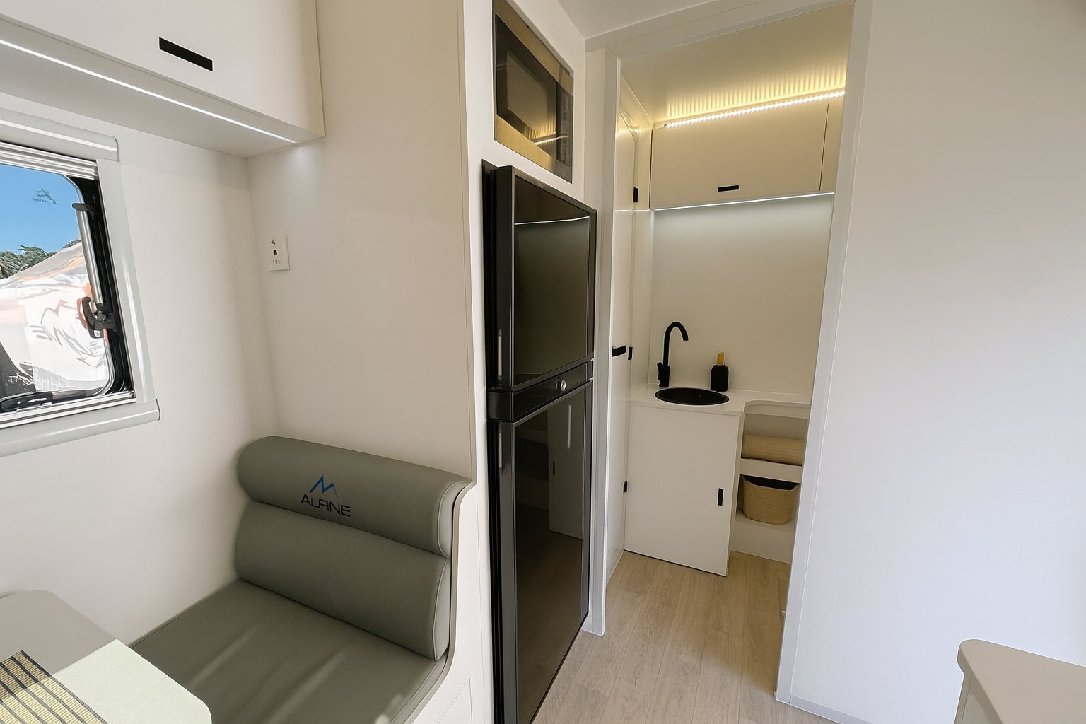 Alpine Campers 18.6 Explor photo 5 of 6