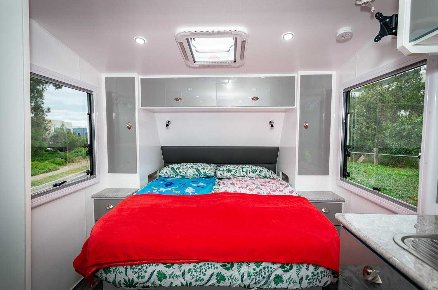 Aussie Wide Caravans Drifter 18'6 Single Axle photo 5 of 6