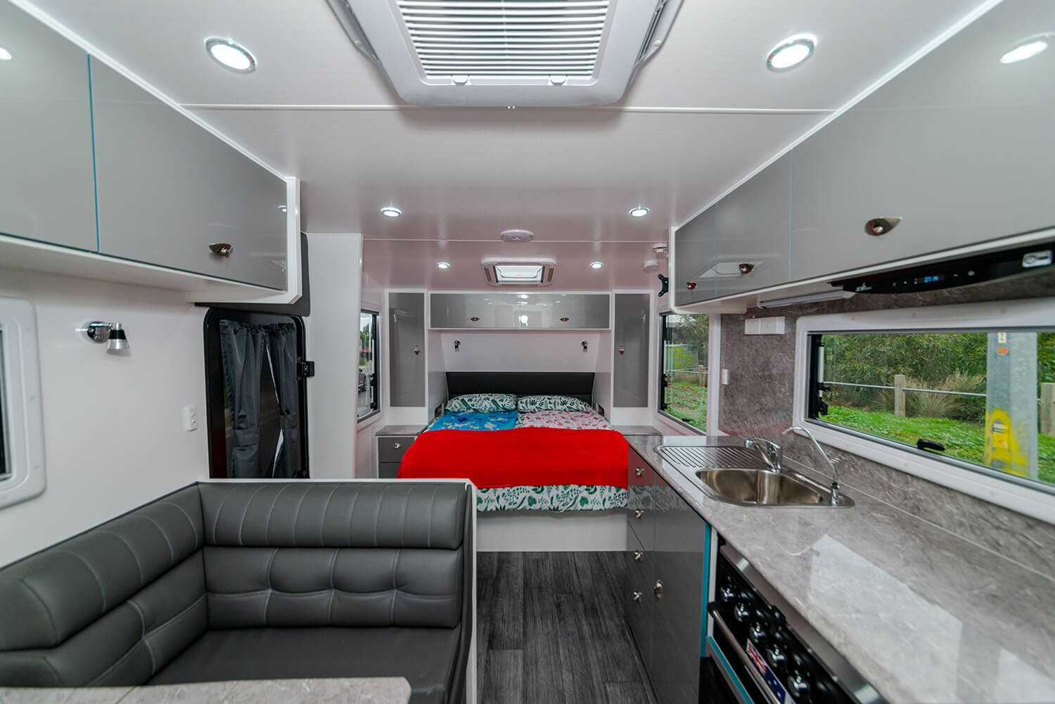 Aussie Wide Caravans Drifter 20' Full Ensuite photo 4 of 6