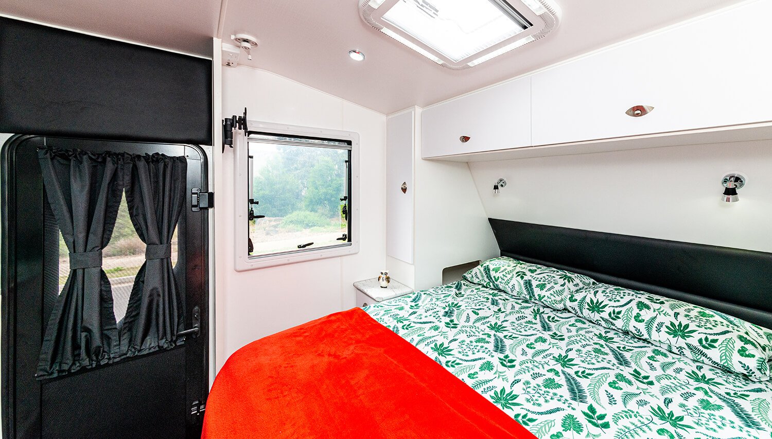 Aussie Wide Caravans Jackaroo 17'6 Full Ensuite photo 5 of 6