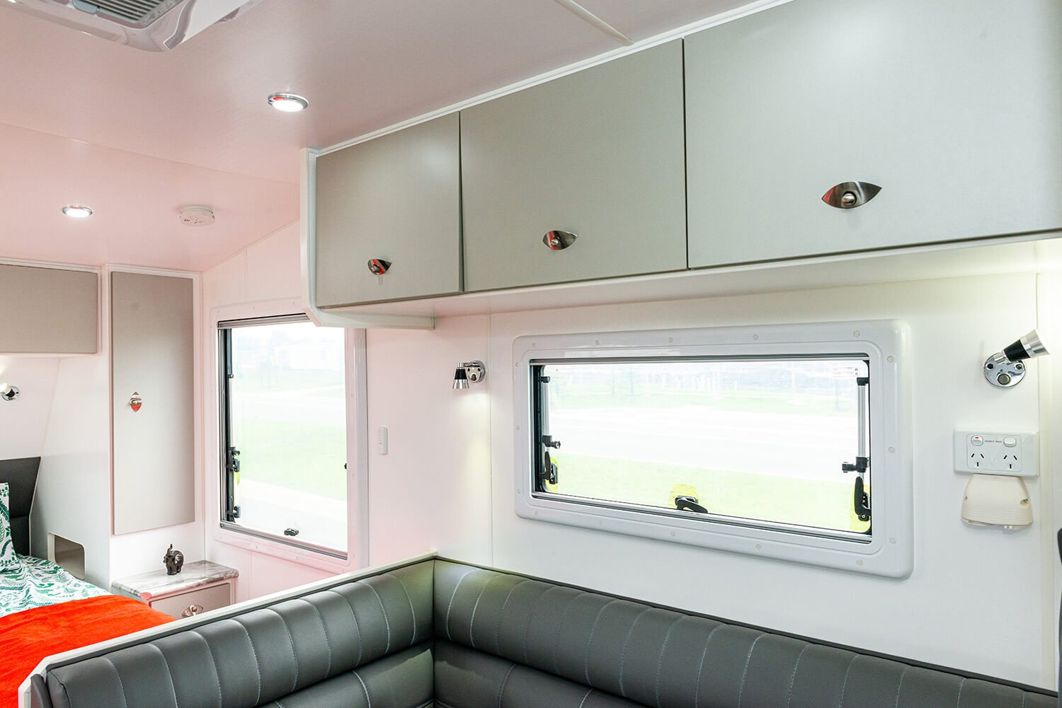 Aussie Wide Caravans Outback 21'6 Family photo 5 of 6