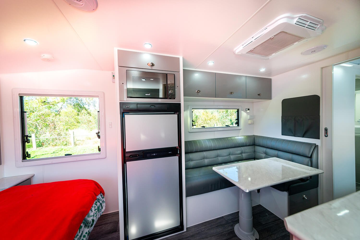 Aussie Wide Caravans Stockman 22' Club Lounge photo 5 of 6