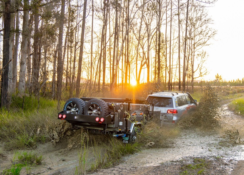 Austrack Campers Savannah-X Rear Slide photo 4 of 9