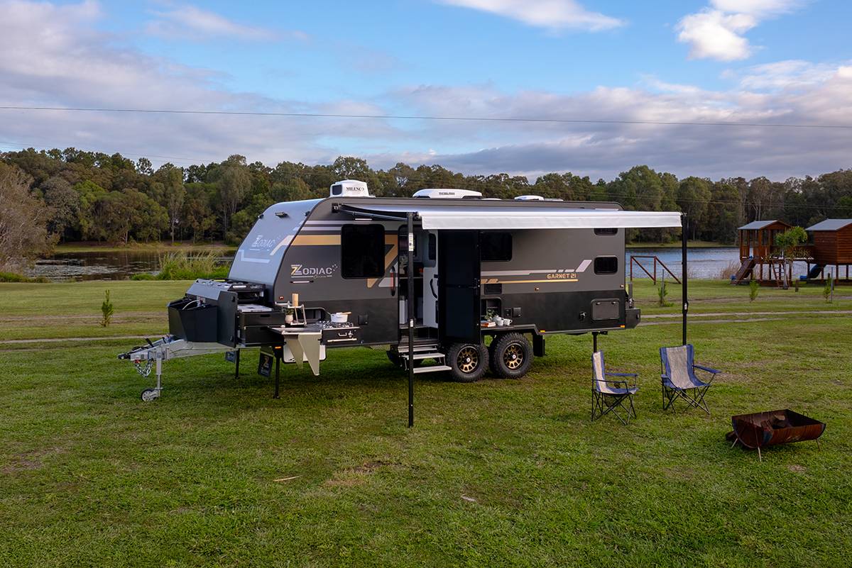Austrack Campers Zodiac Garnet 21
