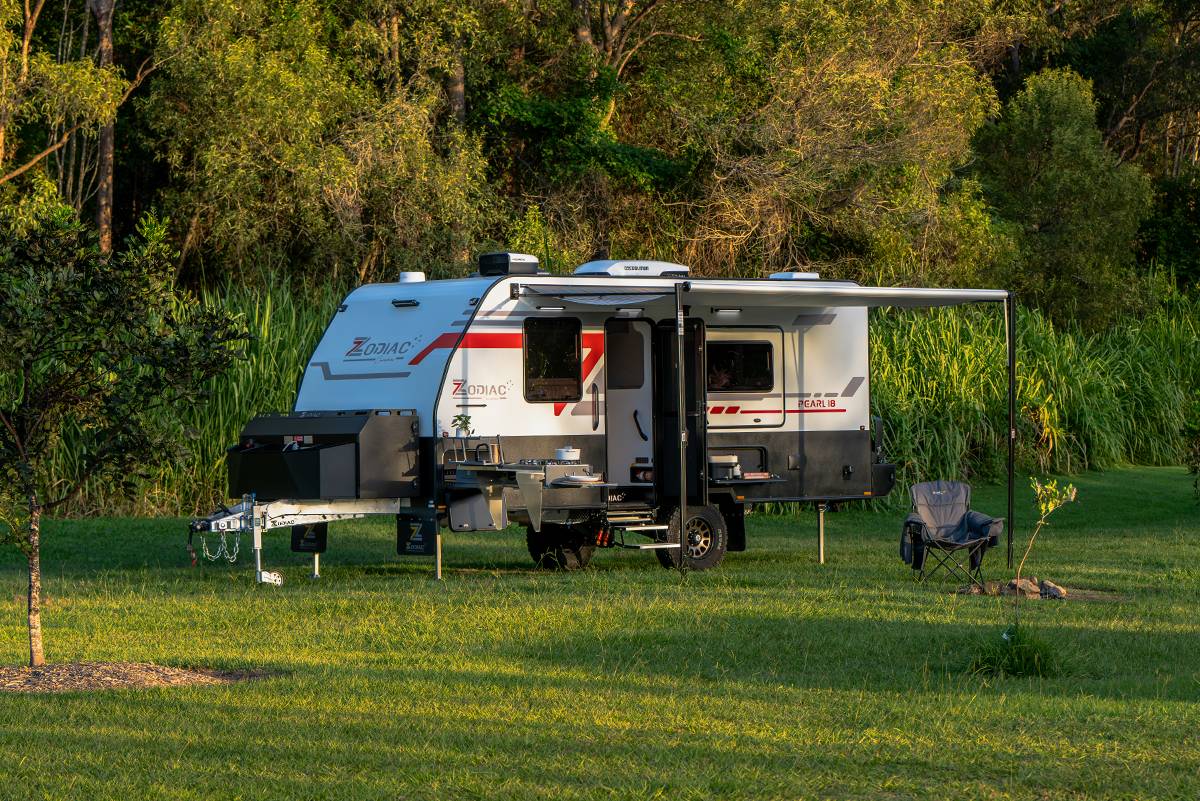 Austrack Campers Zodiac Pearl 18