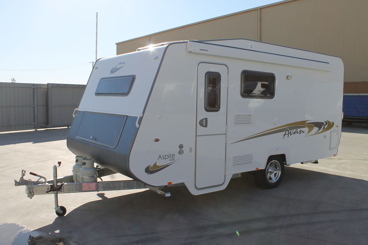 Avan Campers Caravans & Motorhomes Aspire 400 Series Hardtop photo 3 of 3