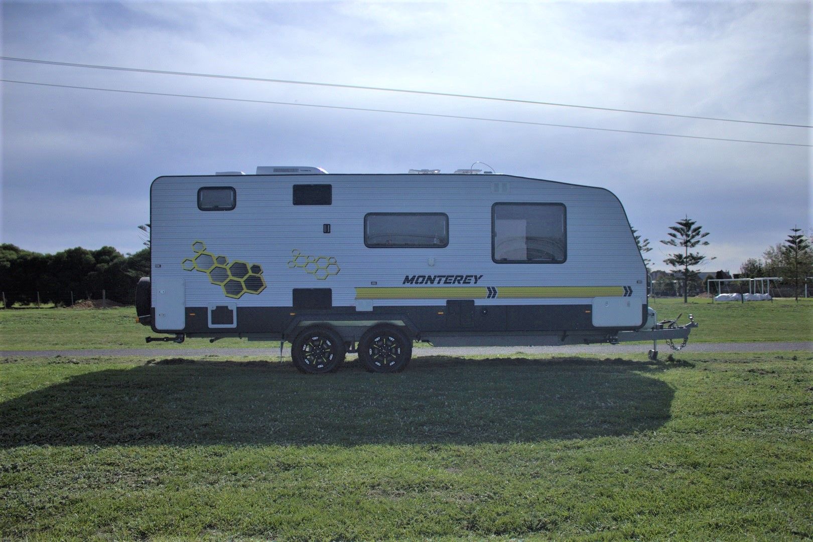 Blue Sky Caravans Monterey photo 5 of 11