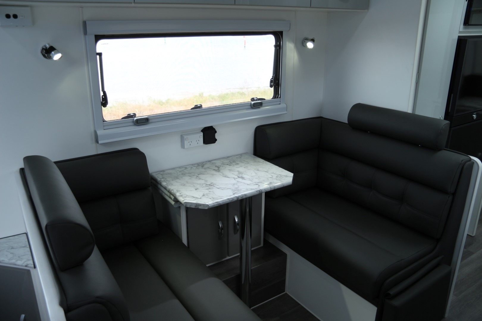Blue Sky Caravans Tundra XL photo 17 of 20
