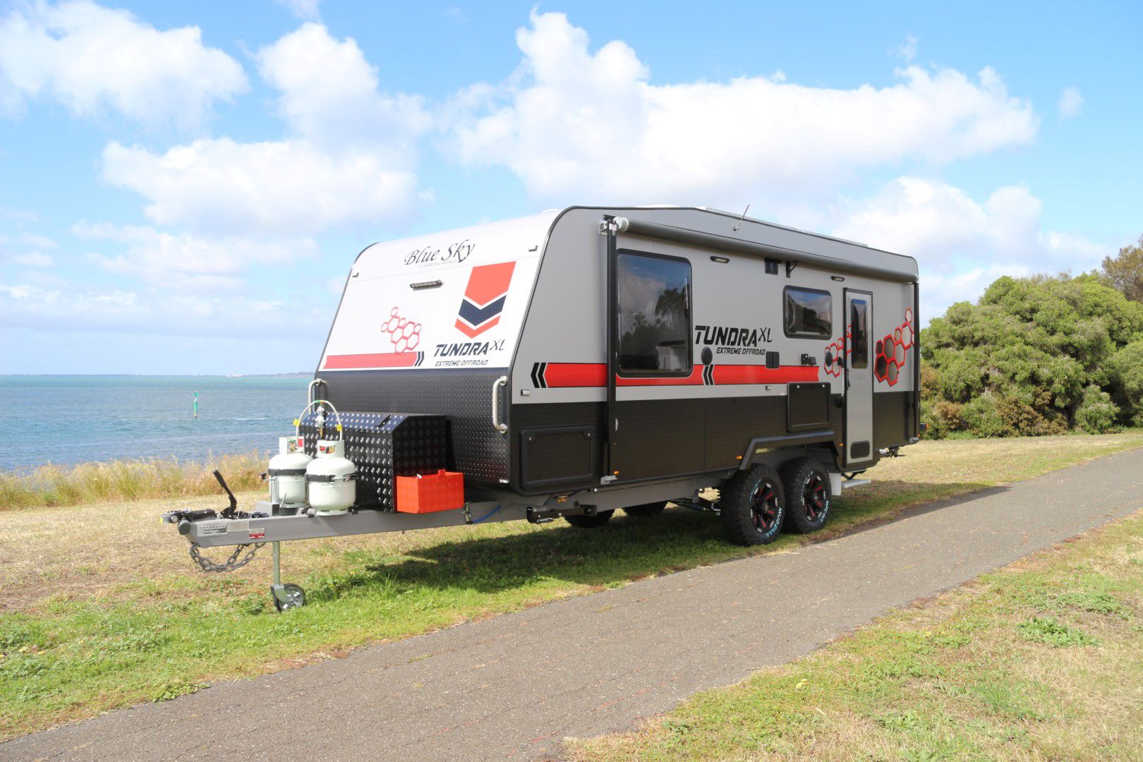 Blue Sky Caravans Tundra XL photo 2 of 20