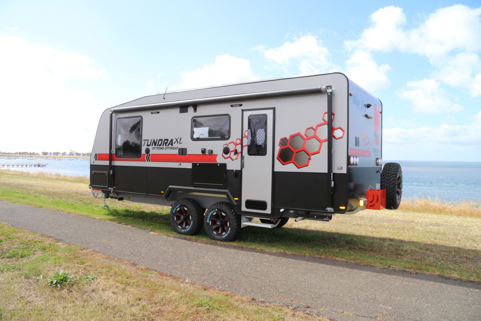 Blue Sky Caravans Tundra XL photo 4 of 20