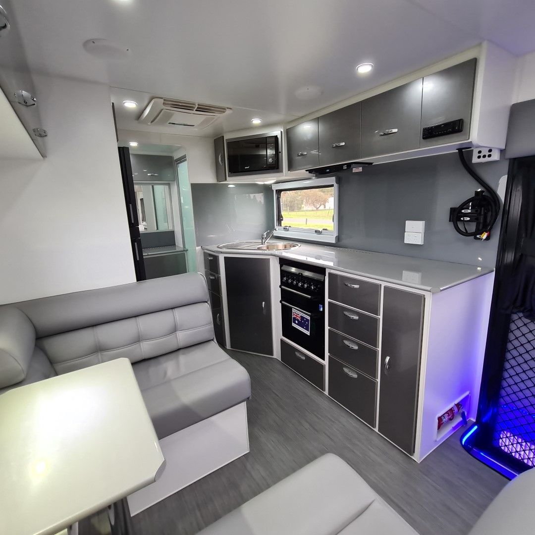 Blue Sky Caravans Viento photo 12 of 16