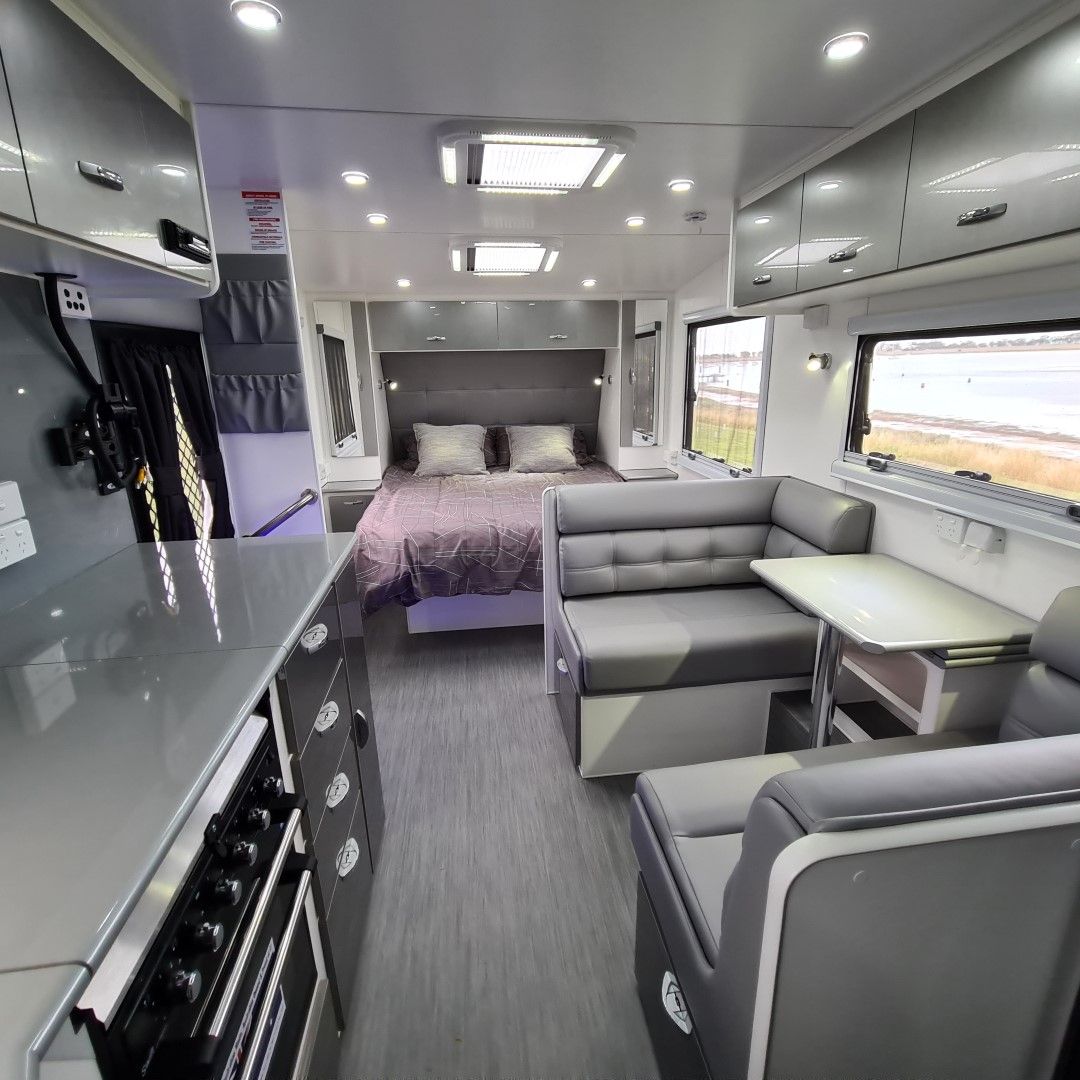 Blue Sky Caravans Viento photo 15 of 16