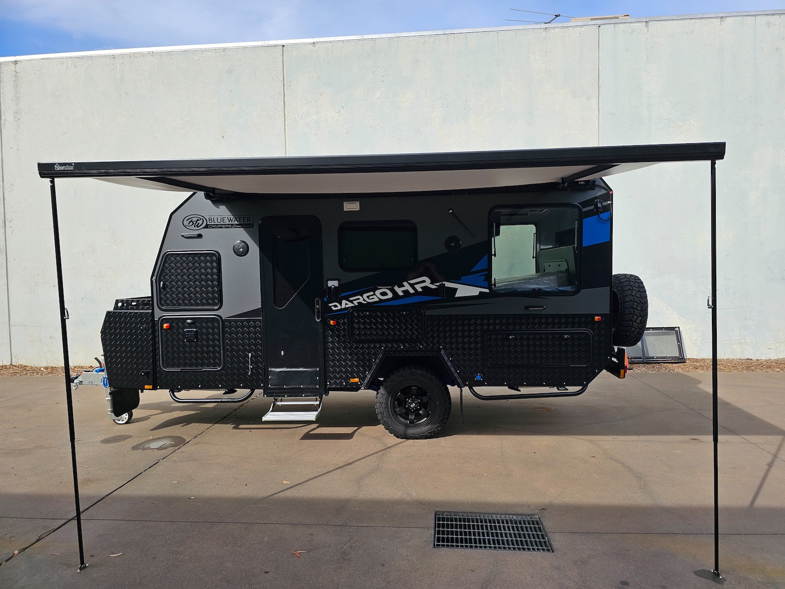 Bluewater Campers Dargo HR 16ft Family