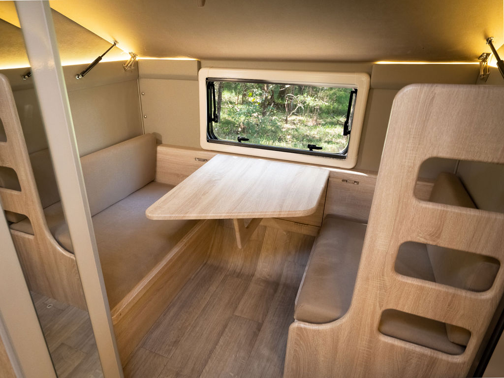 CARLIGHT Carpento 410 photo 6 of 11