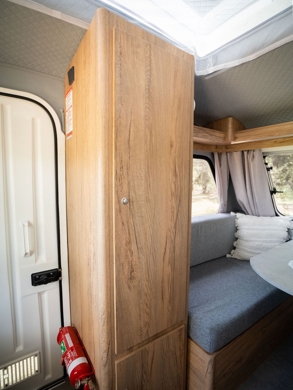 CARLIGHT Euro Glider 3 Berth photo 6 of 13