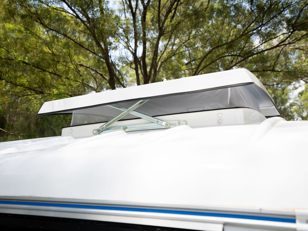 CARLIGHT Euro Glider 3 Berth photo 10 of 13