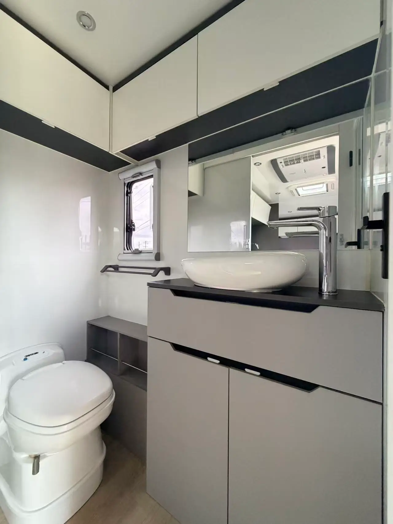 Century Caravans Venus 14 photo 2 of 2