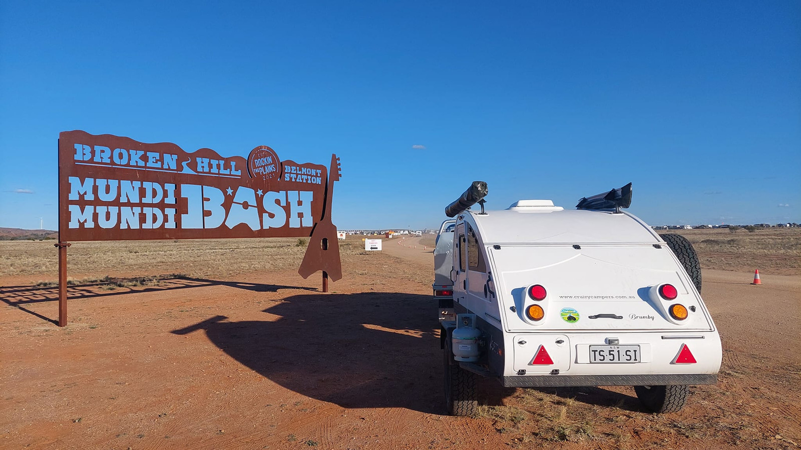 Cruizy Campers Vagabond Brumby photo 4 of 10