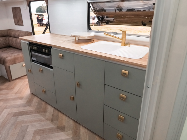Design RV Forerunner photo 5 of 9