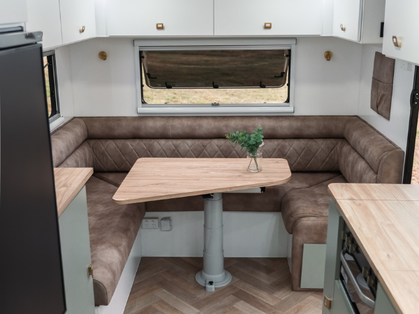 Design RV Forerunner photo 6 of 9