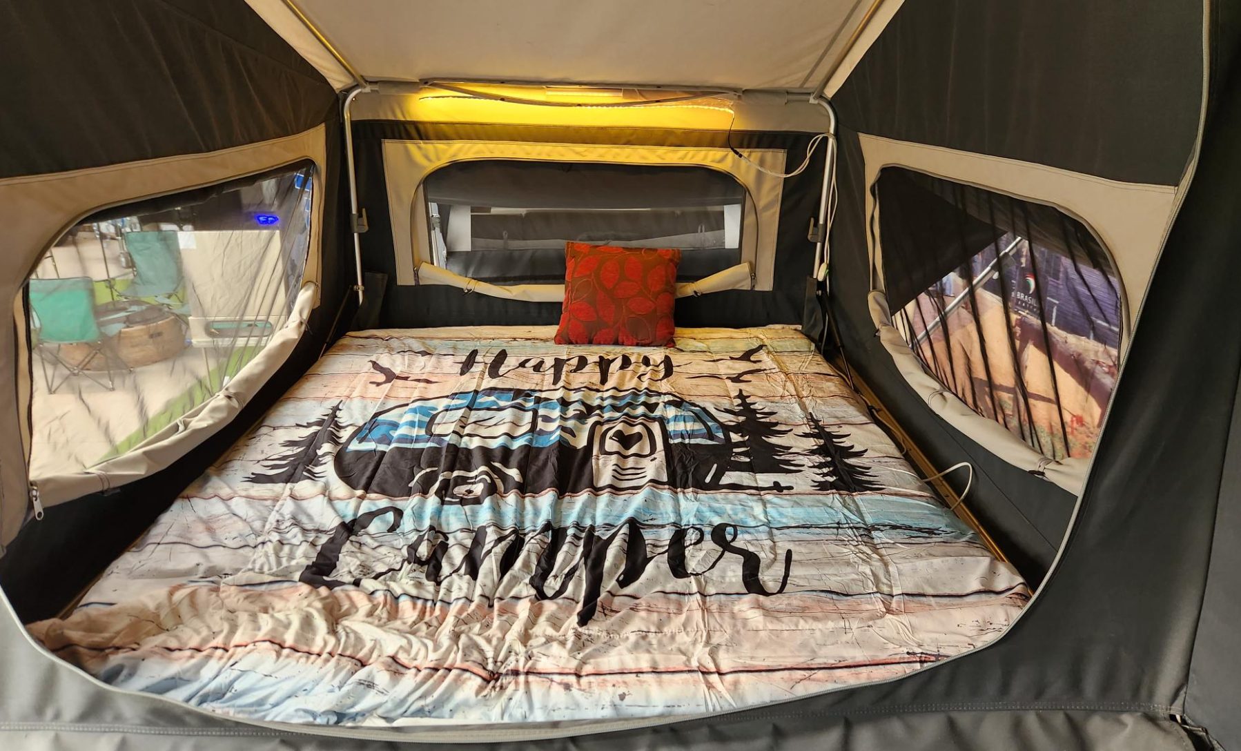 Eagle Camper Trailers Cherokee photo 5 of 5