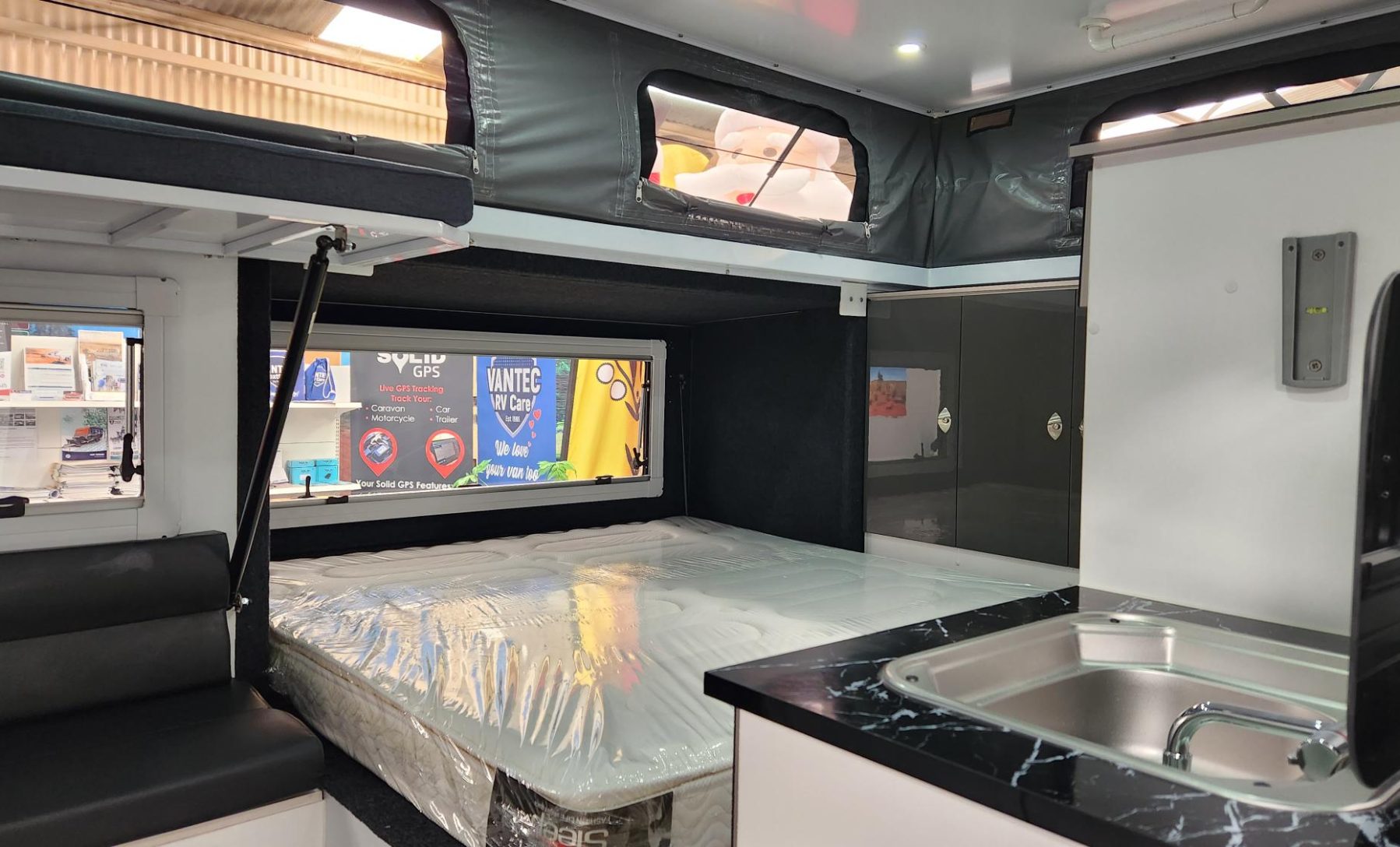 Eagle Camper Trailers Warrior 15S photo 5 of 6