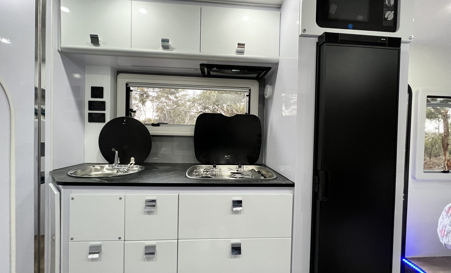Eagle Camper Trailers Warrior 190FX photo 5 of 5