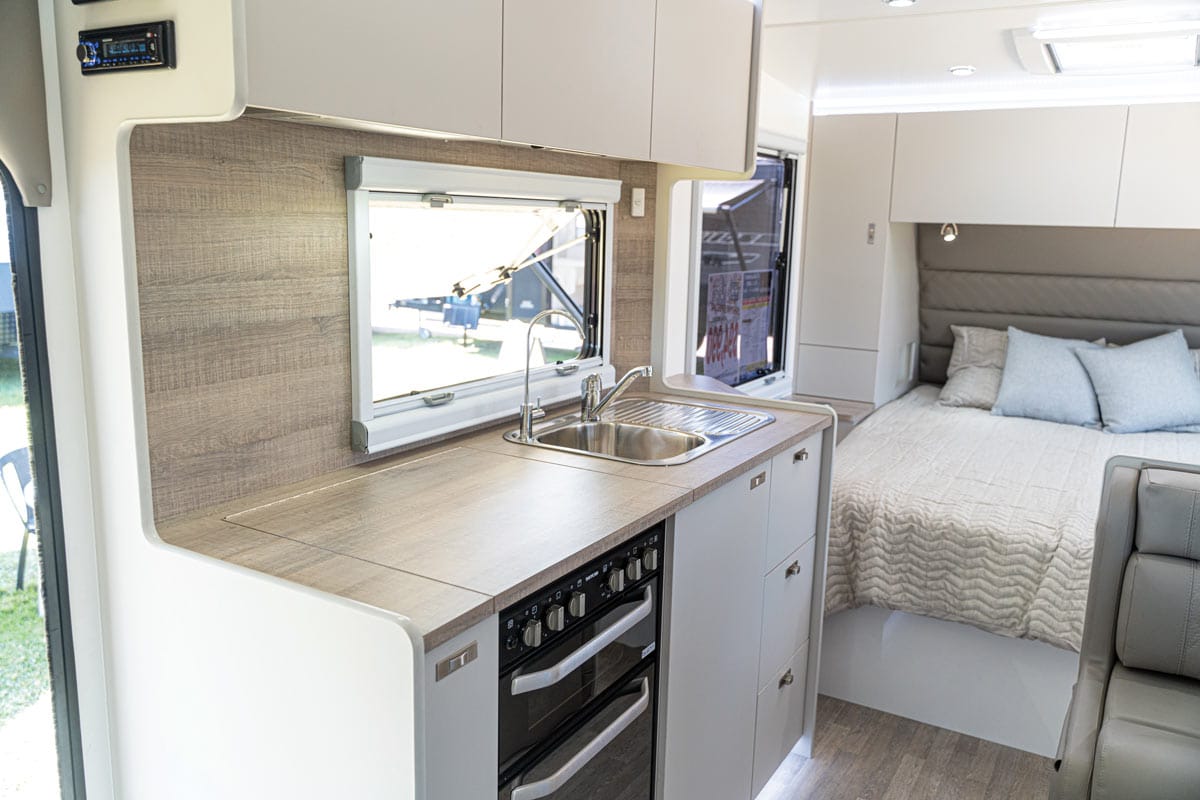 Essential Caravans Highlander photo 3 of 4