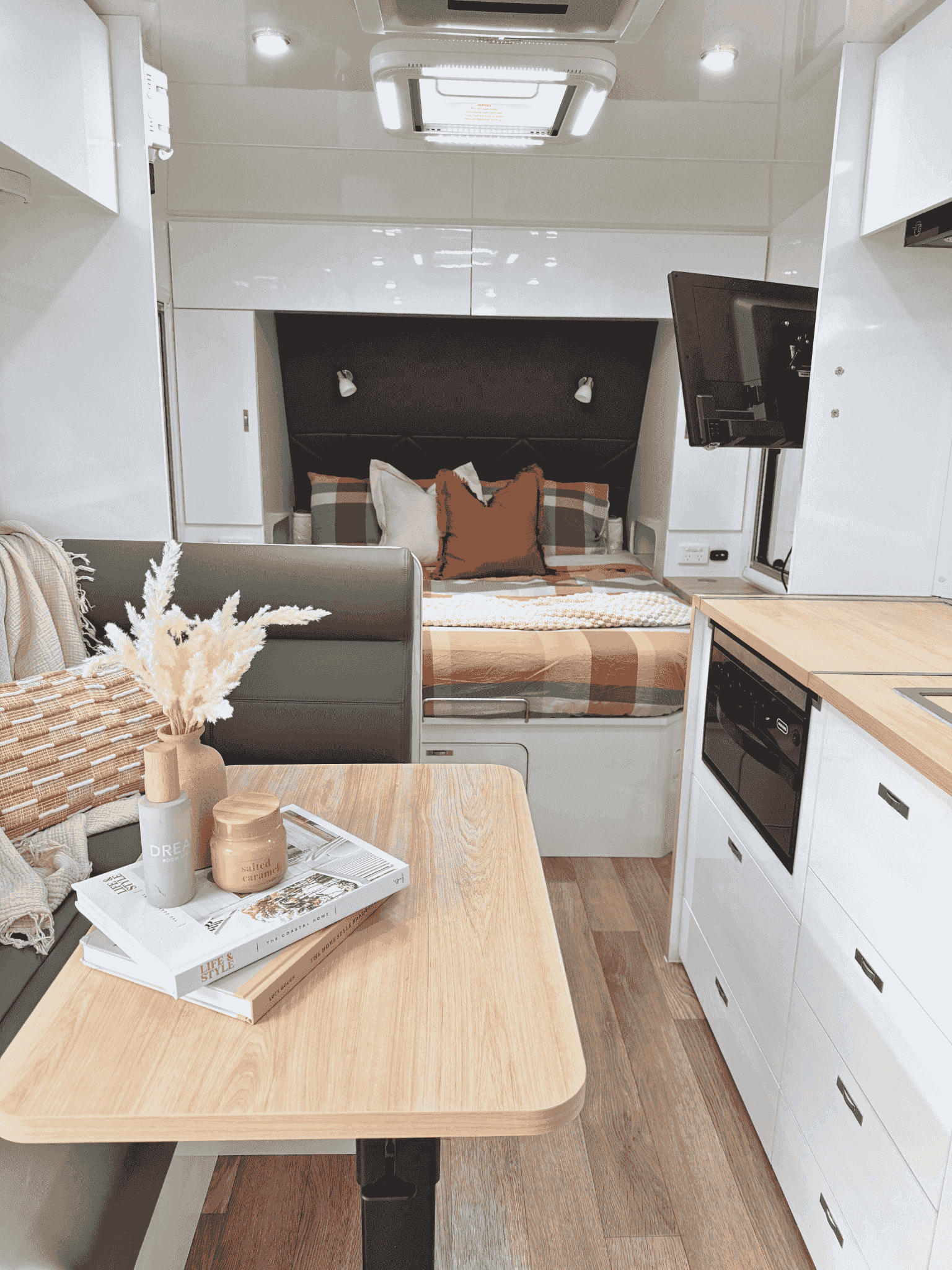 Ezytrail Airlie 18R Twin