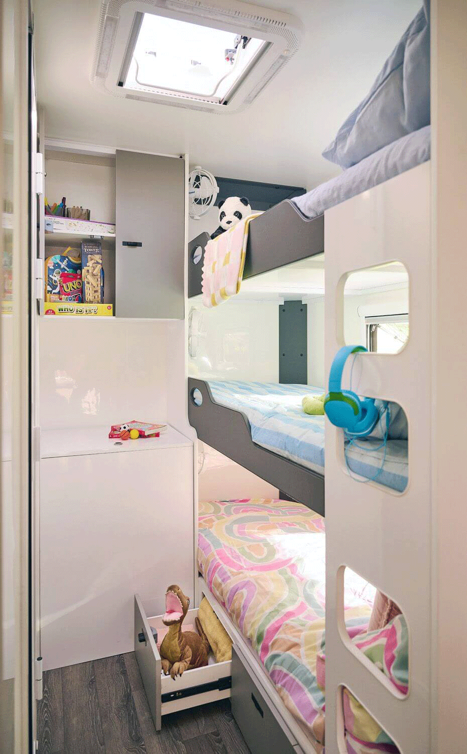 Ezytrail Airlie 22 3 Bunk photo 4 of 9