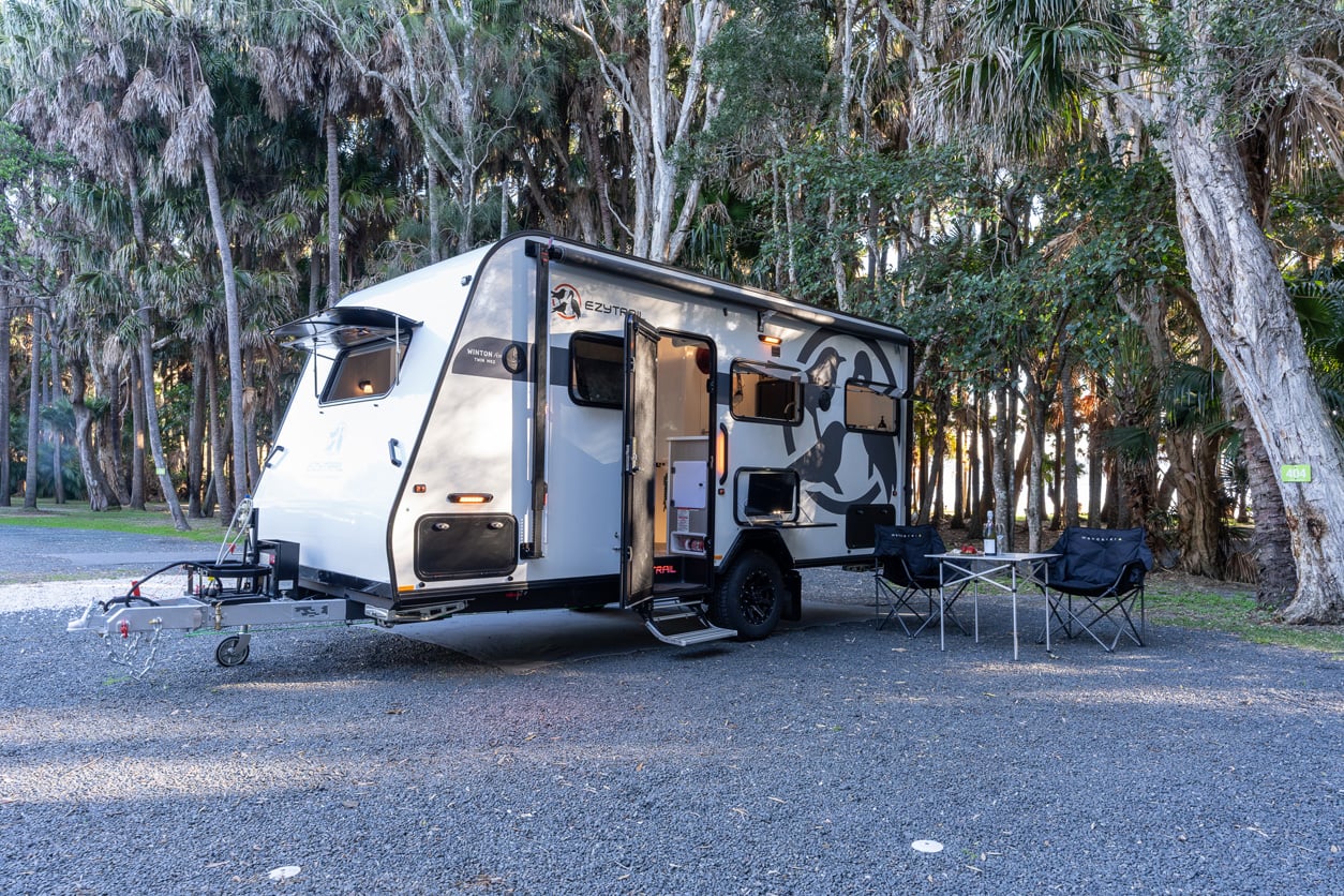 Ezytrail Winton 17F Twin MK2 photo 10 of 14