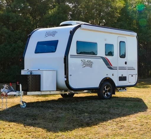 Fantasy Caravan Mystic 12F