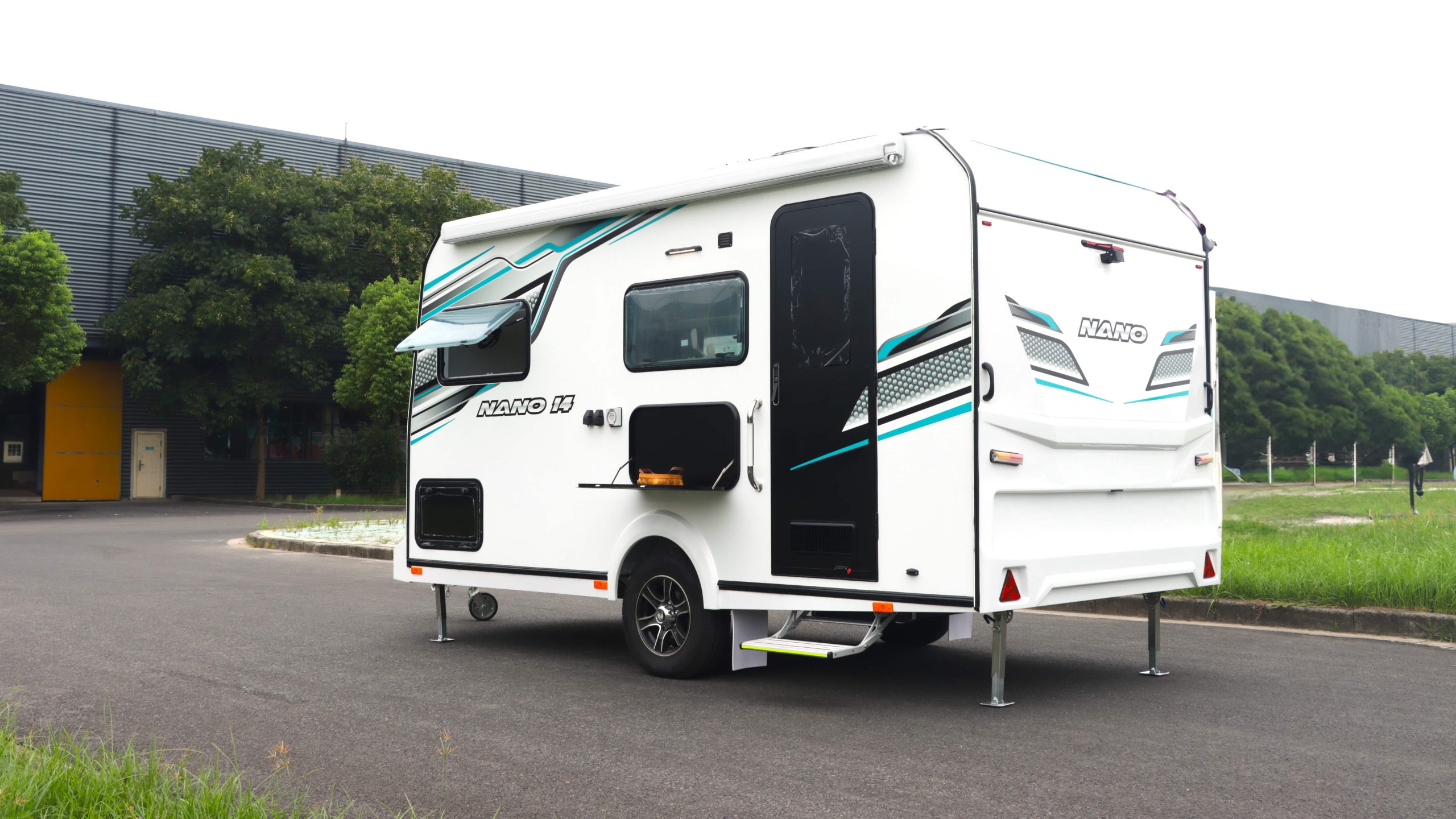 Fantasy Caravan Nano 14