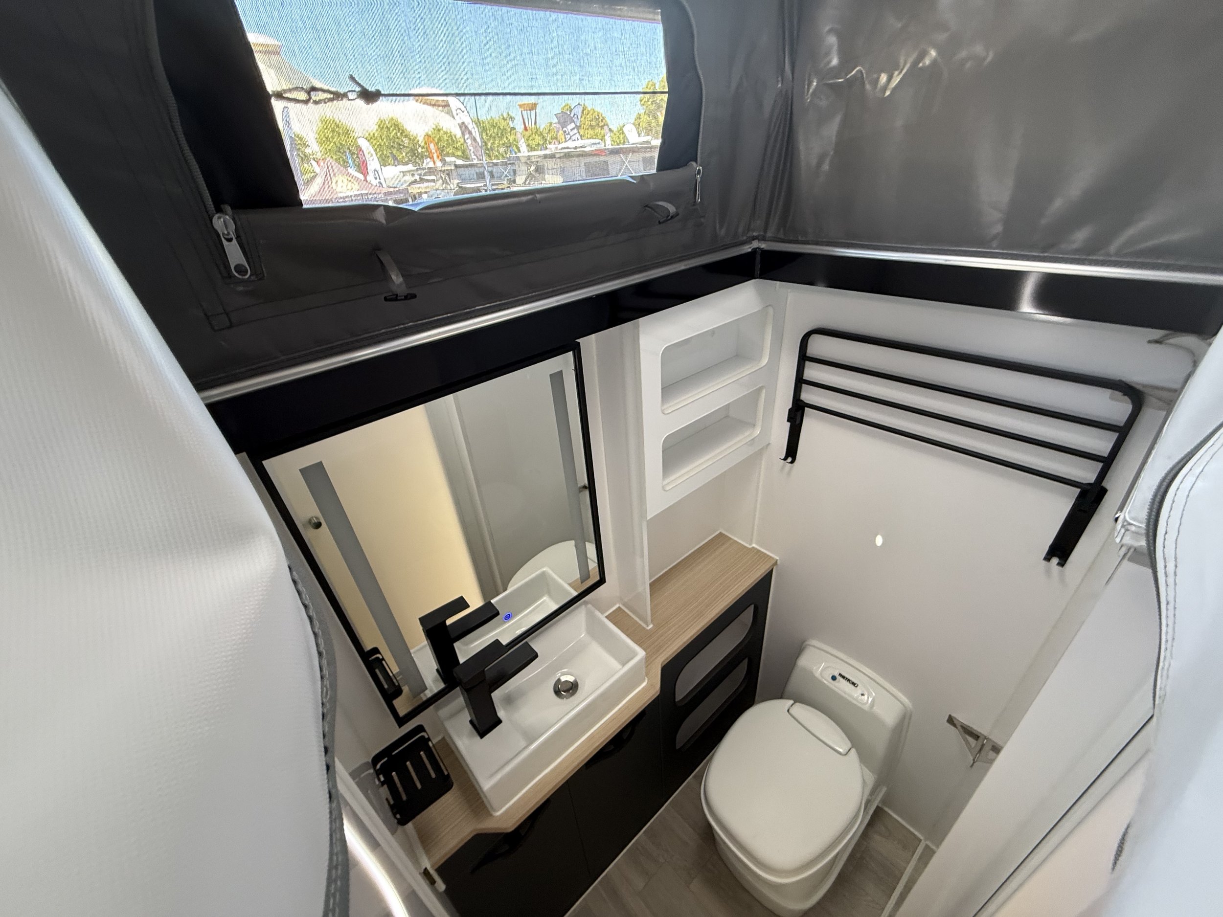 Goldfields Campers & Caravans Discovery 15X photo 4 of 6