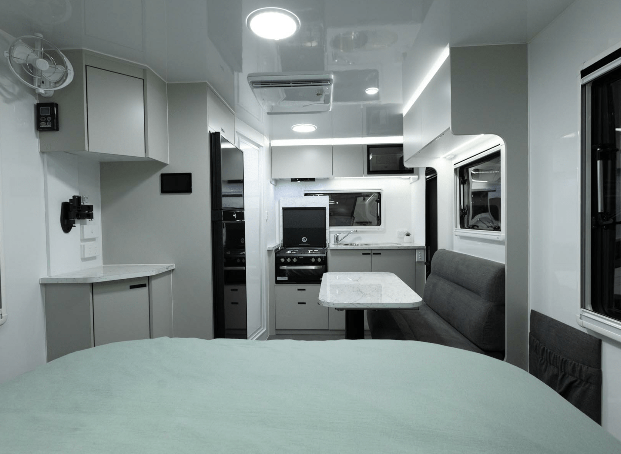 Goldstream RV 1500 Remote Series photo 6 of 7