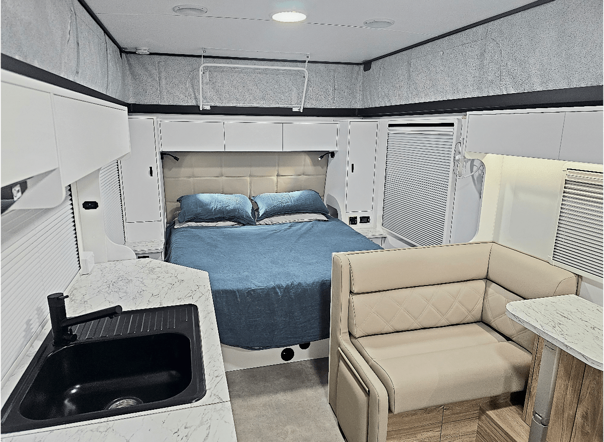 Goldstream RV 1760 Series photo 17 of 19