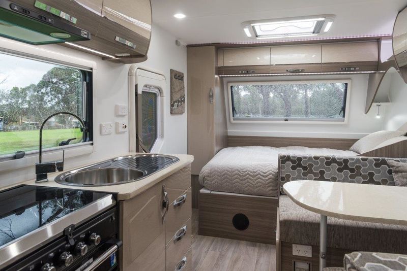 Golf Caravans 577 Tourer photo 2 of 5