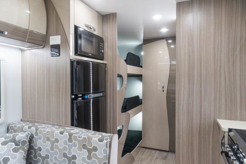 Golf Caravans 577 Tourer photo 4 of 5