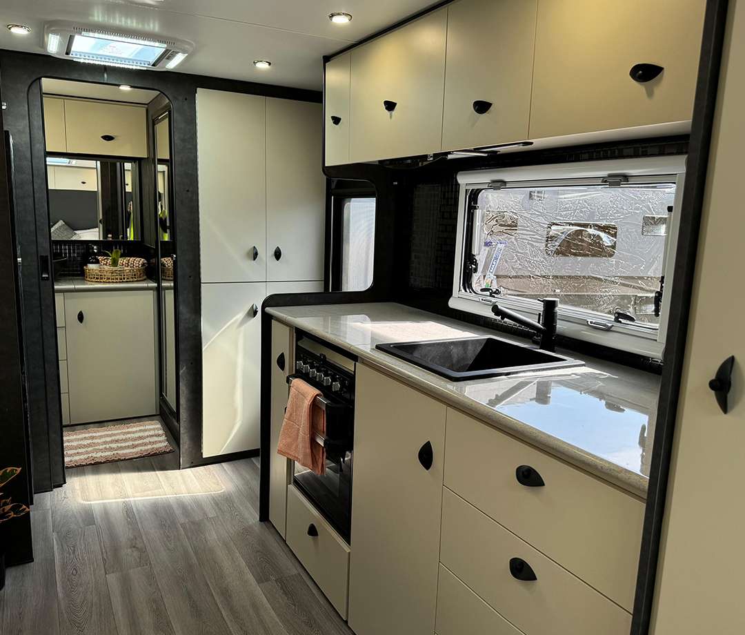 Highclere Caravans Citadel 21'6 photo 8 of 9