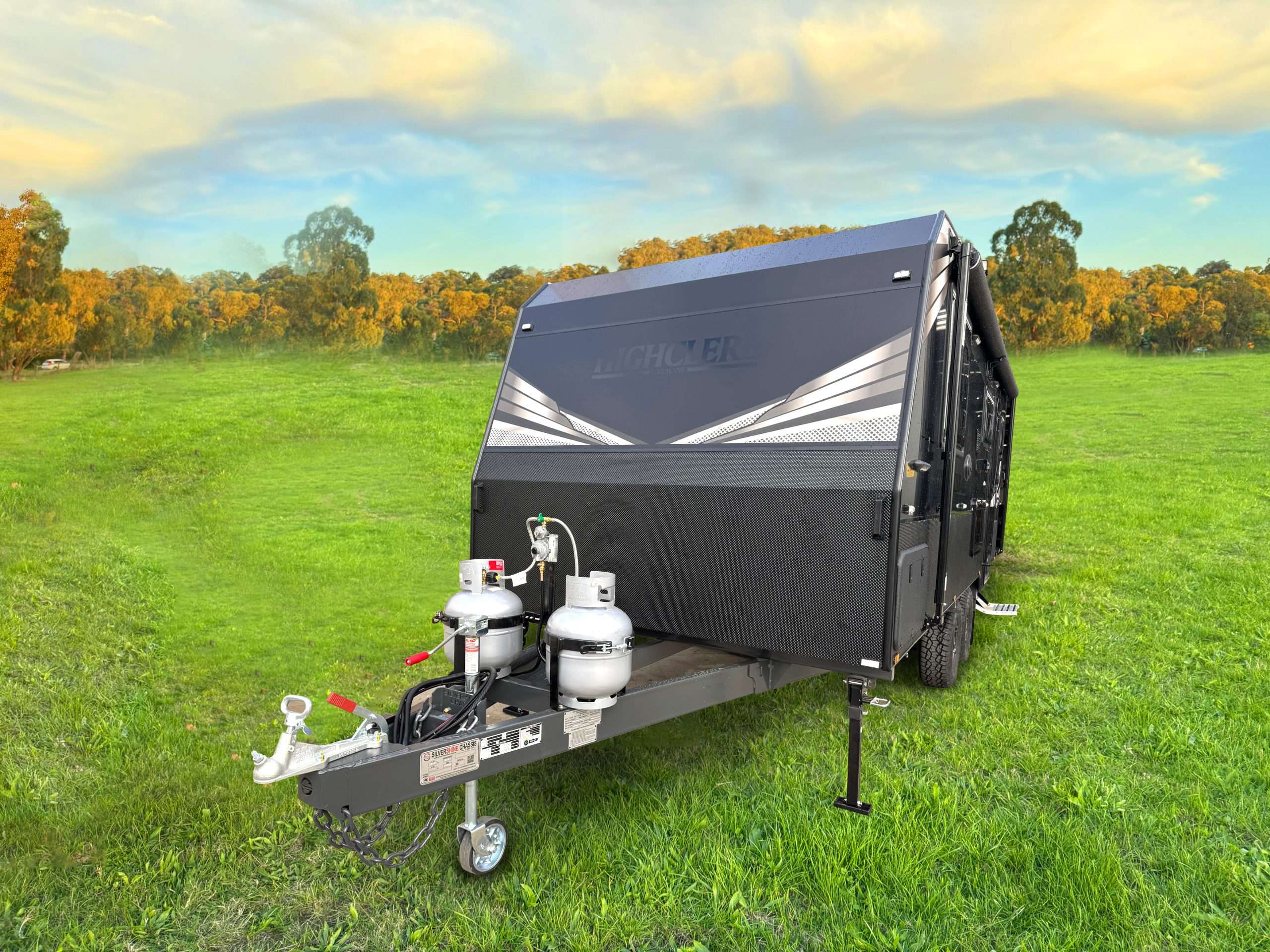 Highclere Caravans Compact Club 20'1 photo 2 of 4