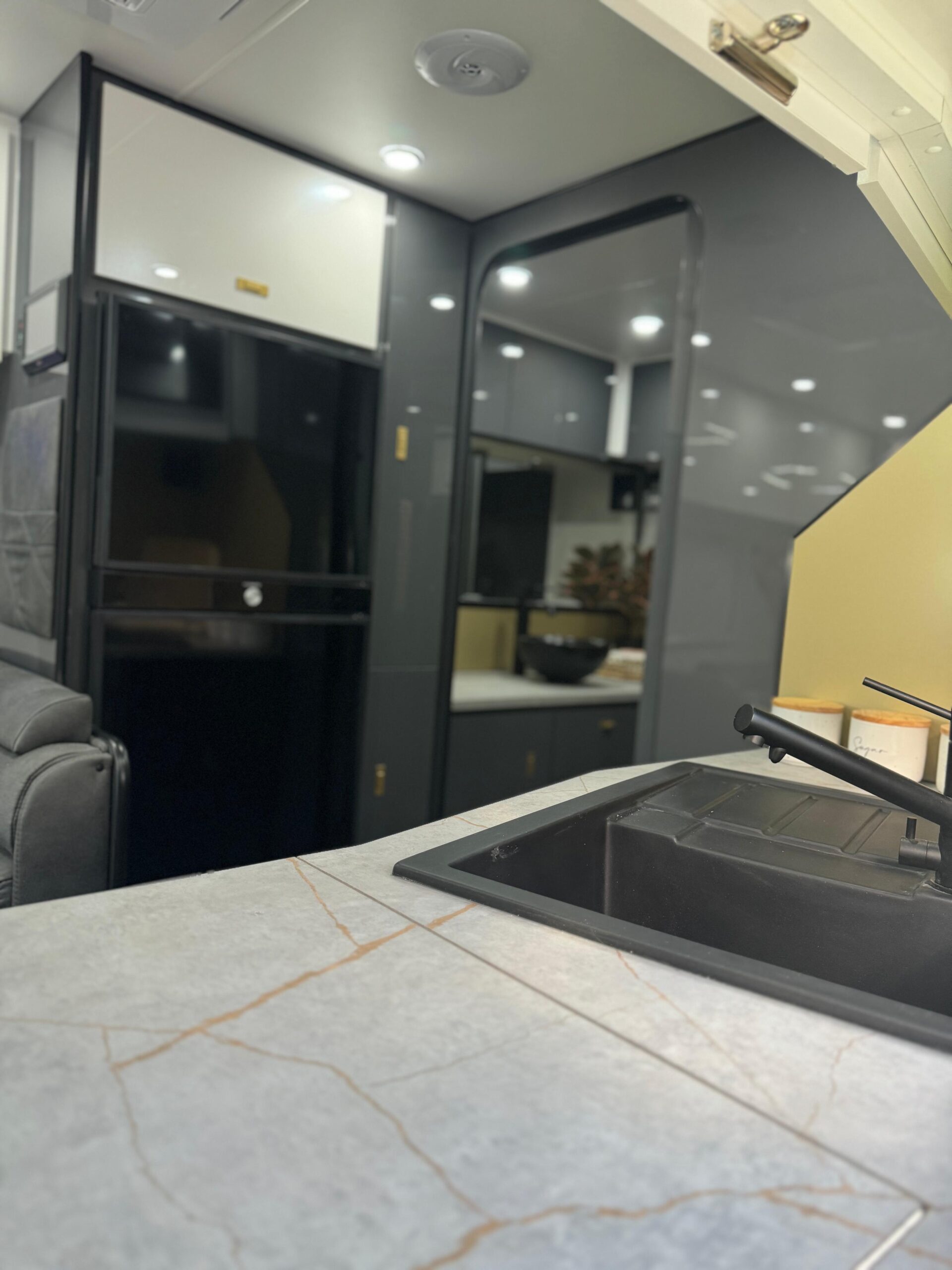 Highclere Caravans Oasis 21'6 photo 10 of 11