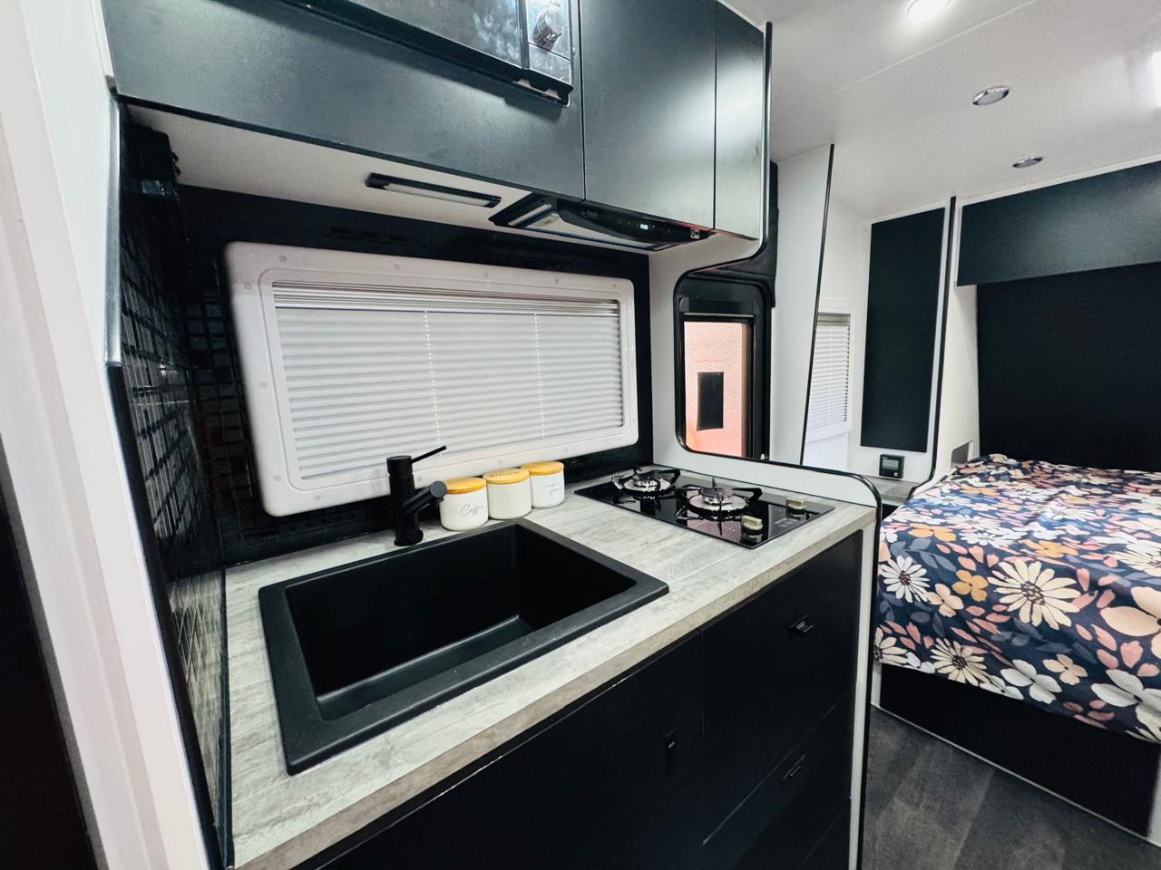 Highclere Caravans Runaway 15'6 photo 10 of 10