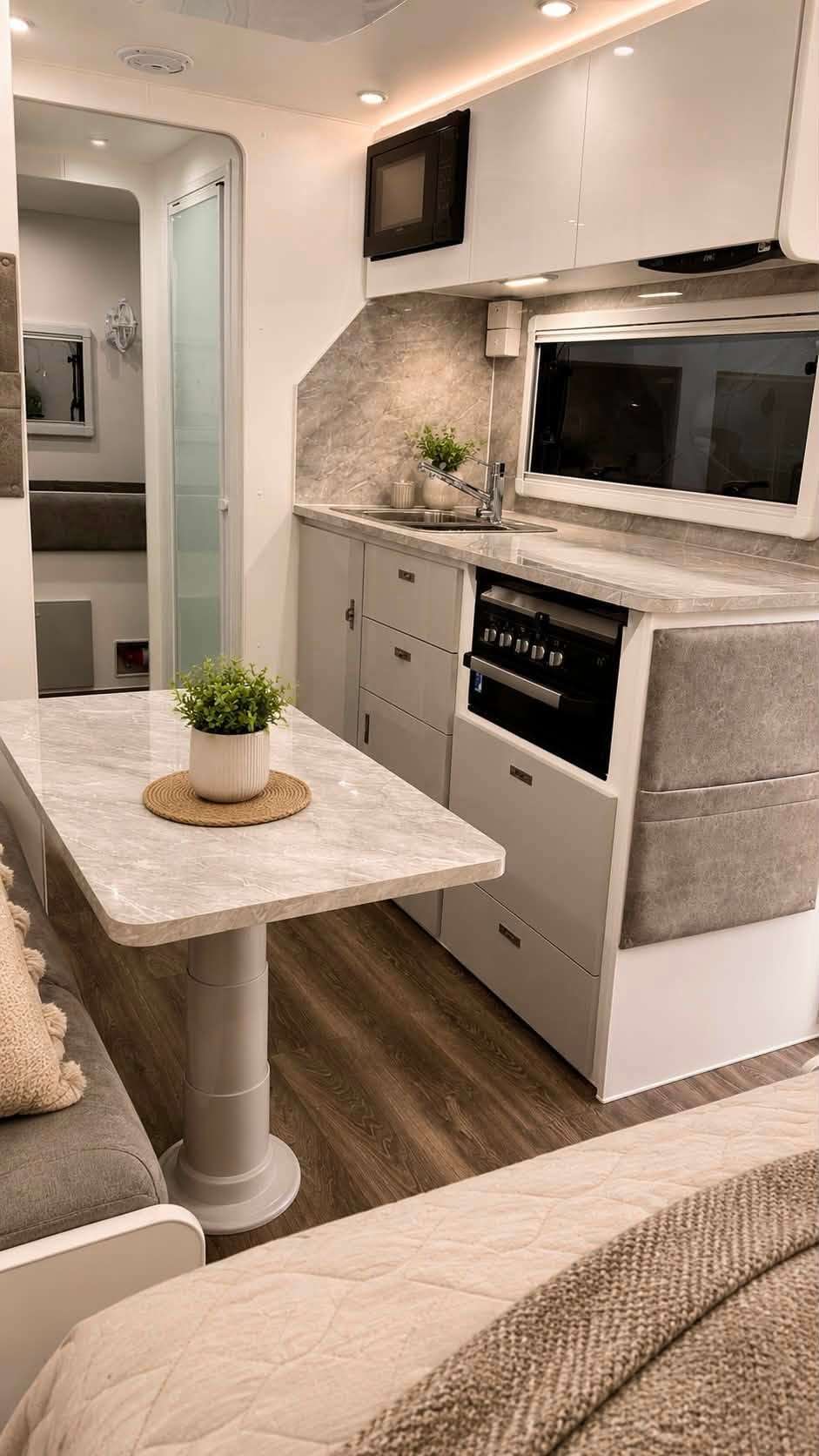 Highclere Caravans Wild Tribe 22'6 photo 8 of 10