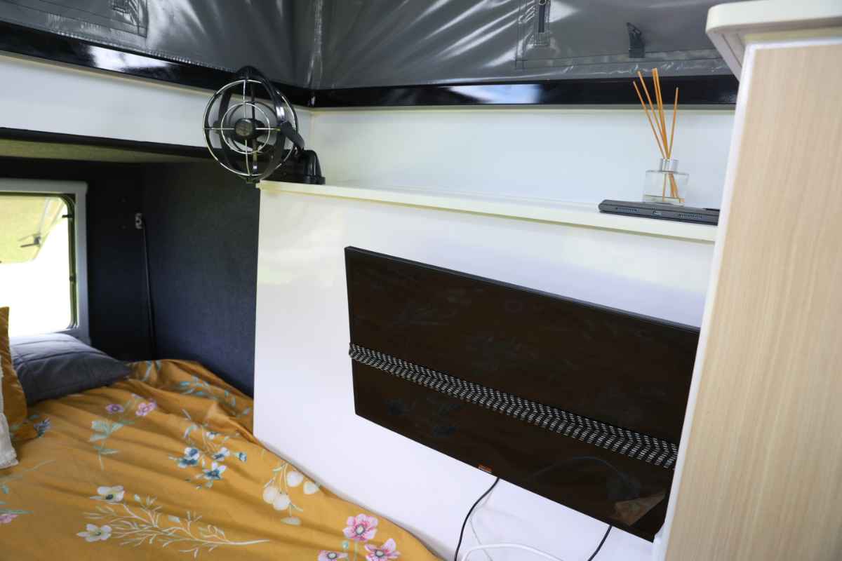 JAWA Off Road Campers Infinity 15 Bunk photo 34 of 39