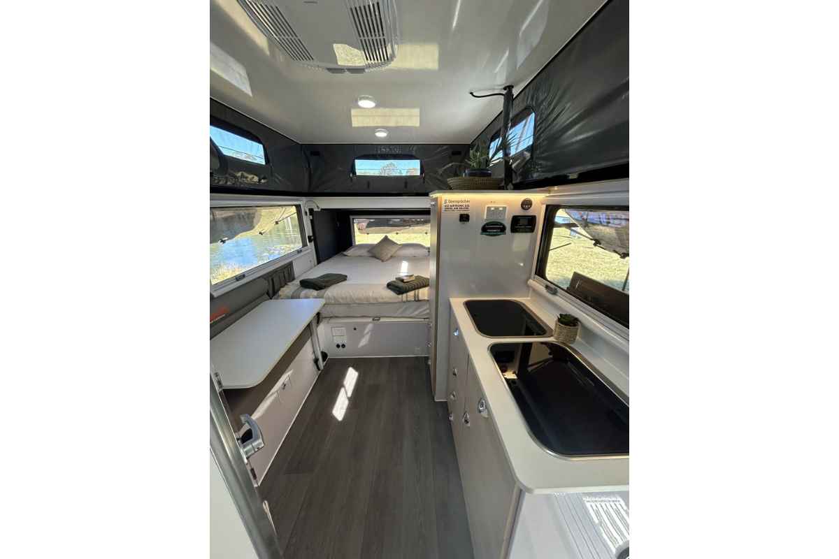 JAWA Off Road Campers Infinity 15 Escape photo 26 of 39