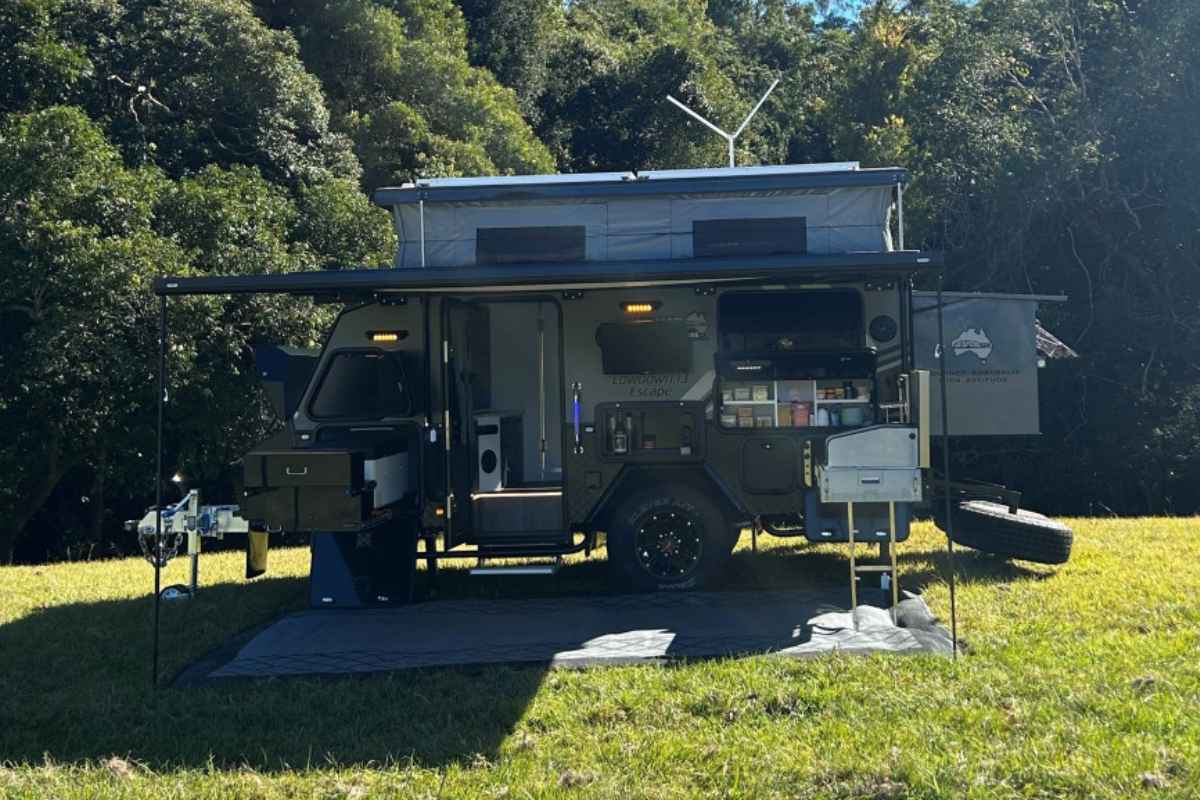 JAWA Off Road Campers Lowdown 13 Escape photo 20 of 30