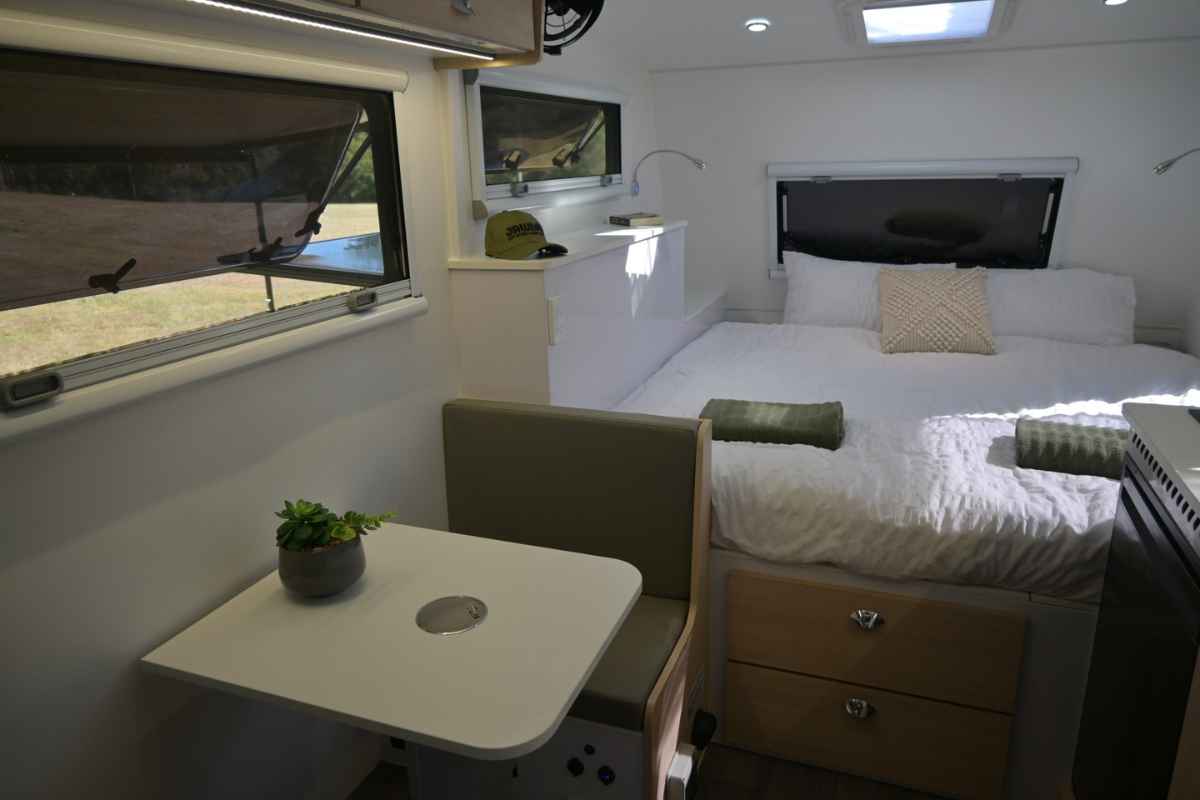JAWA Off Road Campers Retreat Bunk photo 25 of 28