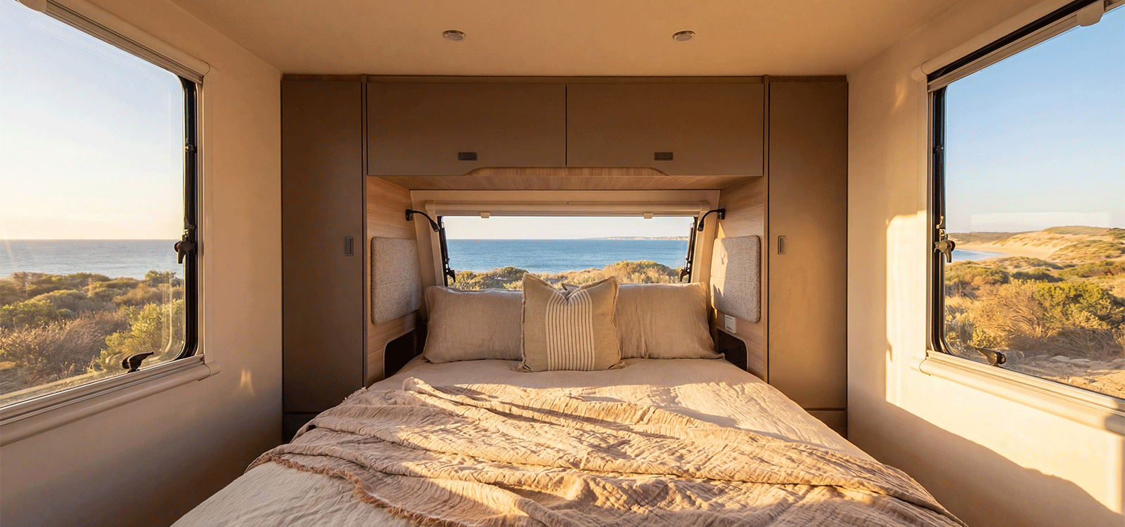 Jayco Australia Discovery Outback photo 8 of 11
